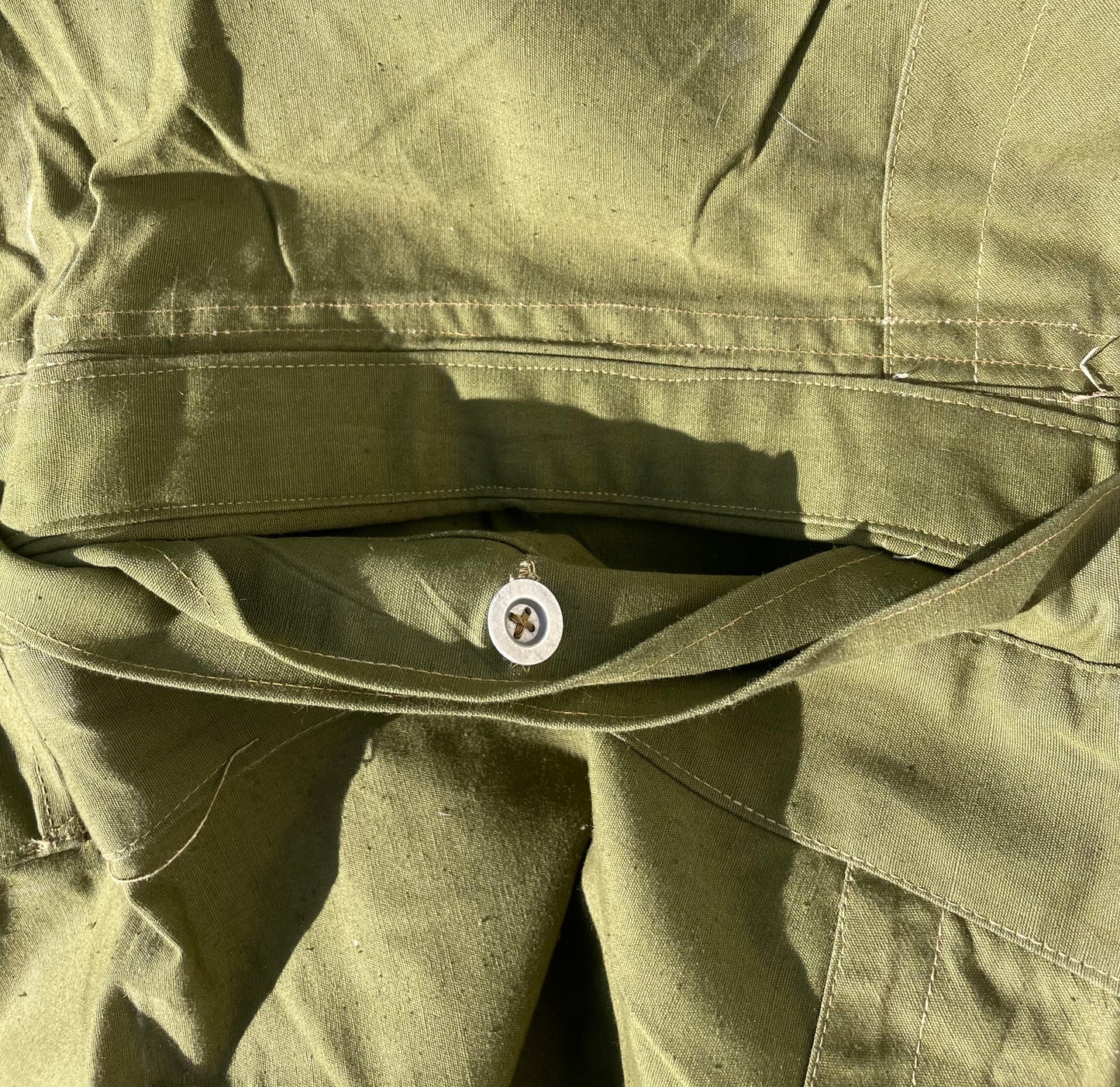 Romanian Plash-Palatka, Shelter/Cape