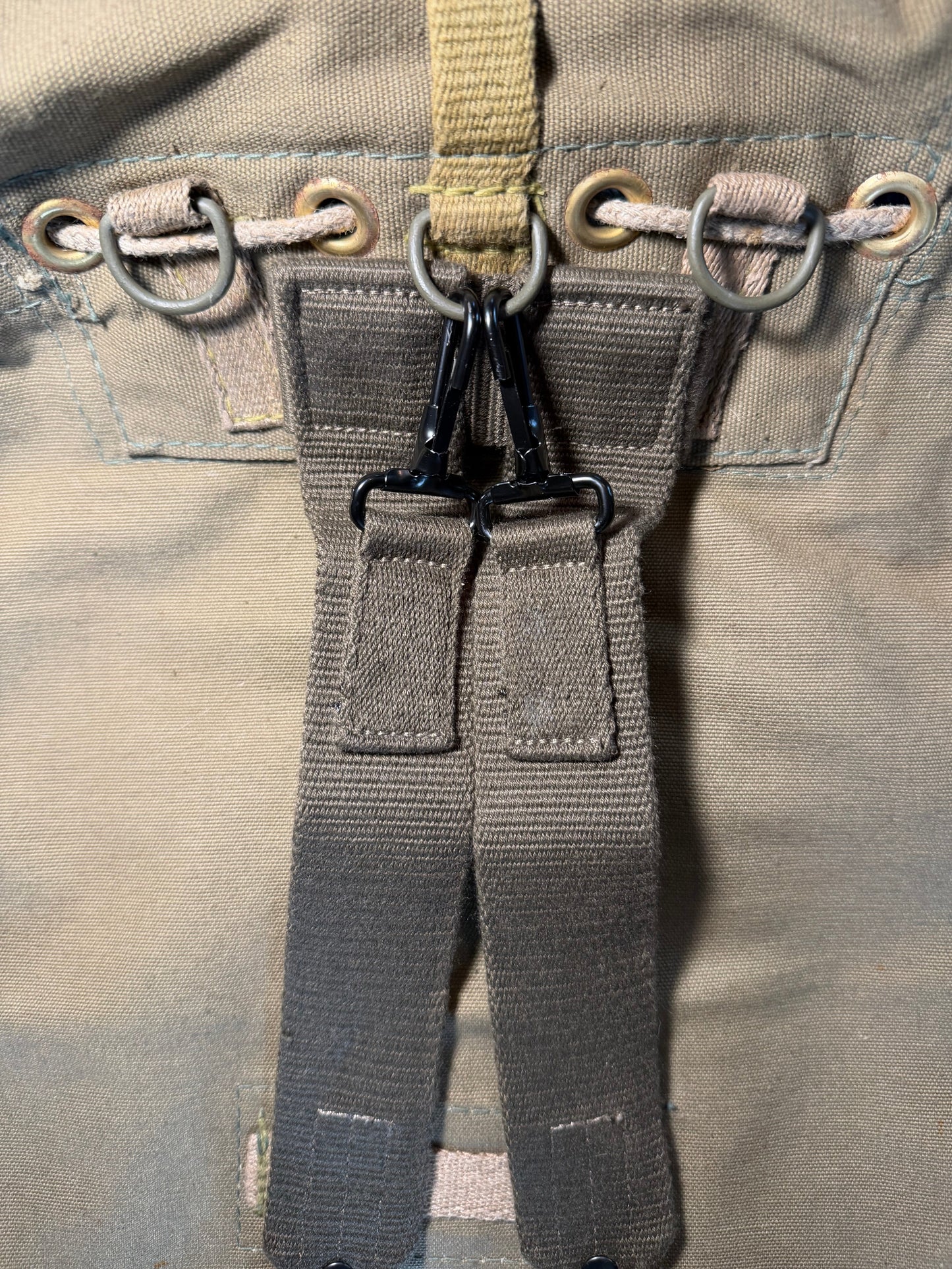 Czech M60 Canvas Backpack (issued)